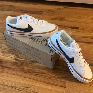 NIKE COUNRT LEGACY NN NEW